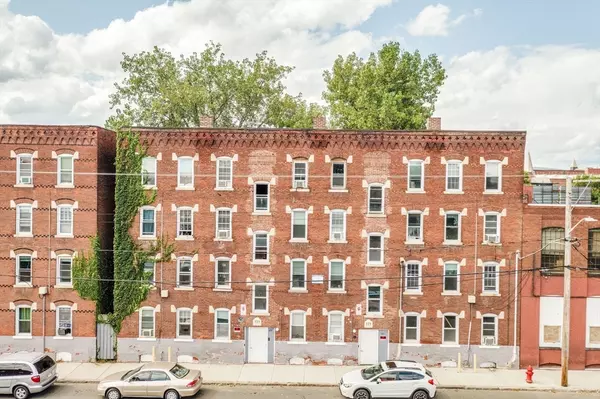 Holyoke, MA 01040,121-131 Clemente