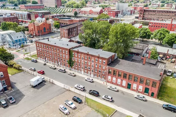 Holyoke, MA 01040,121-131 Clemente