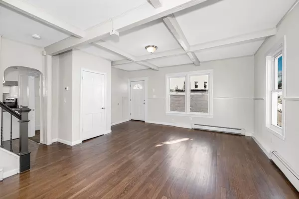 Lowell, MA 01852,15-17 Whipple St