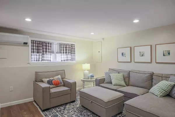 Worcester, MA 01606,96 Indian Hill Road