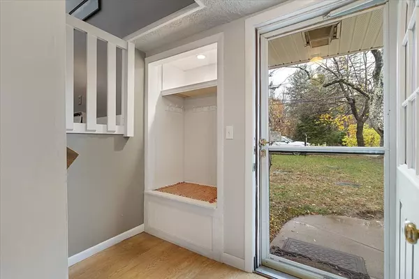 Boylston, MA 01505,405 Cross St