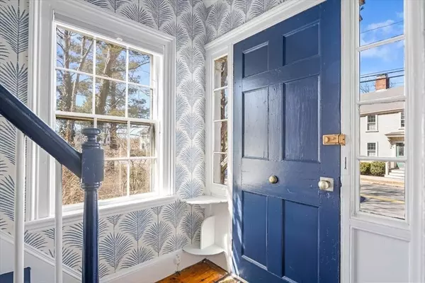 Hingham, MA 02043,224 South St