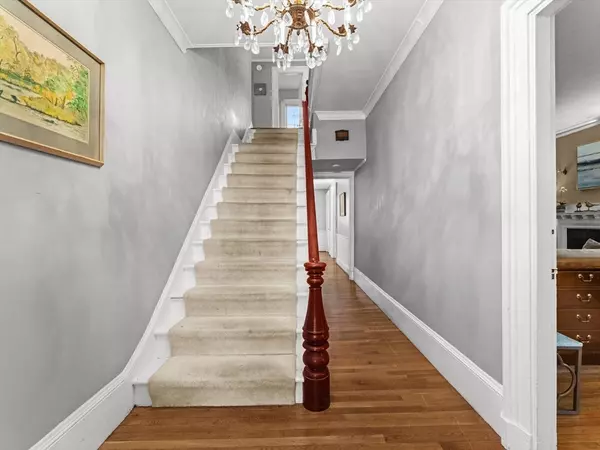 Grafton, MA 01519,17 Worcester St