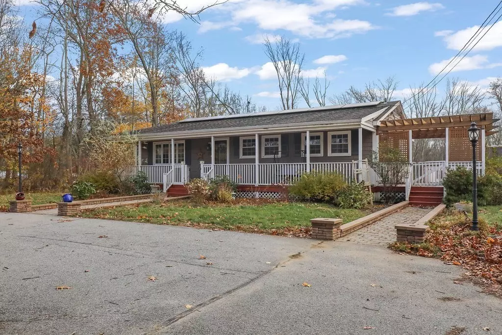 Rehoboth, MA 02769,15 Winthrop Street