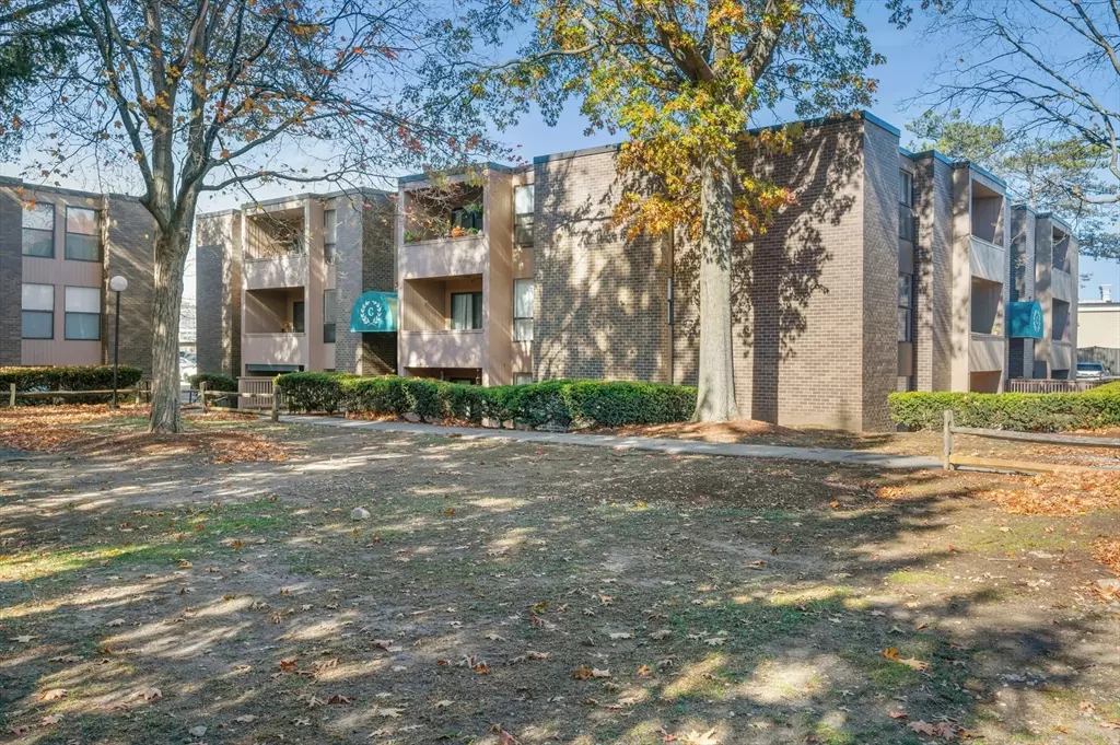 Shrewsbury, MA 01545,54 Shrewsbury Green Dr #B