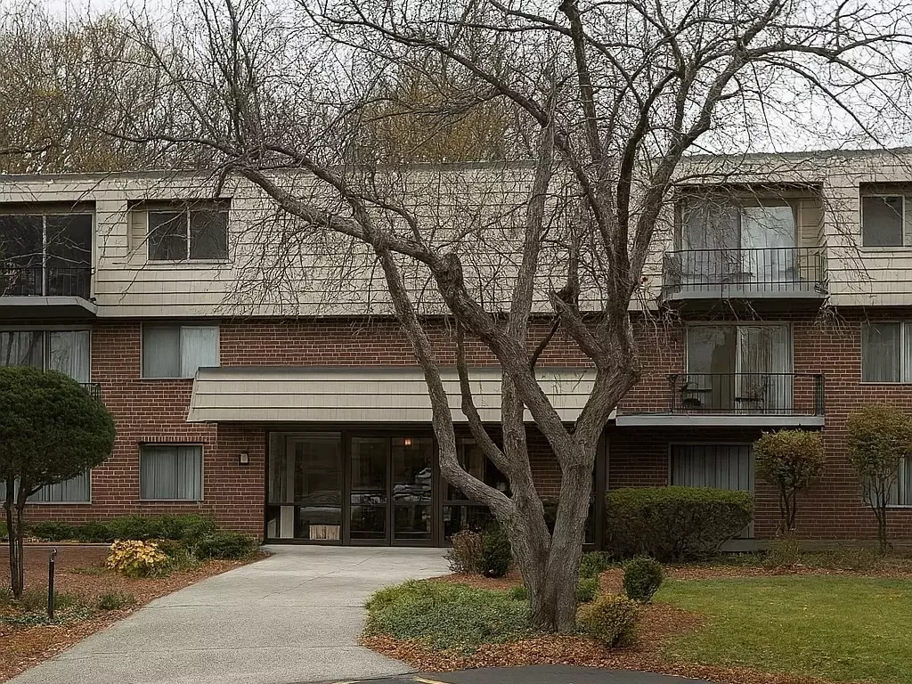 Weymouth, MA 02189,575 Broad St #101