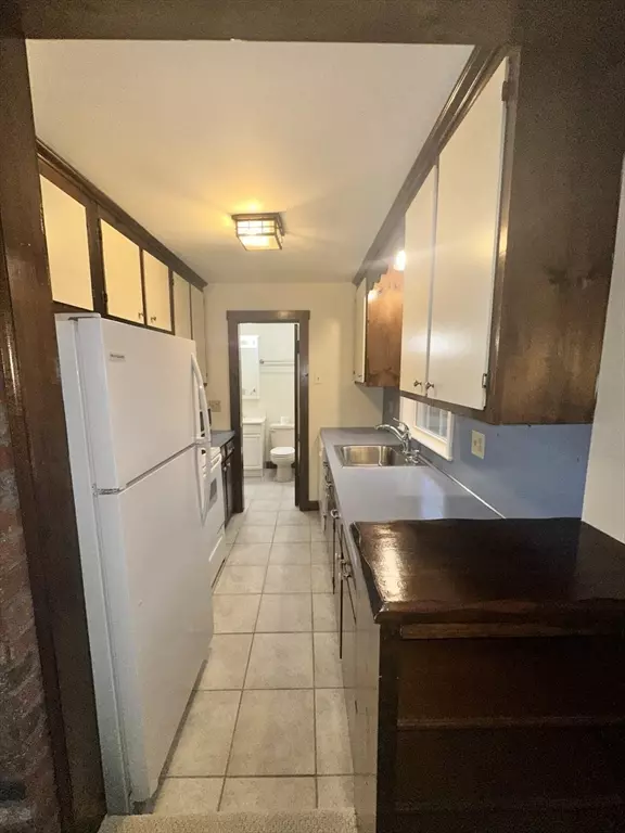 Randolph, MA 02368,206 R Mill Street #R