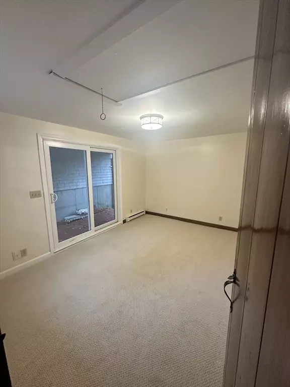 Randolph, MA 02368,206 R Mill Street #R