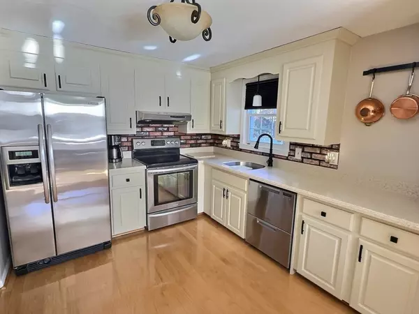 Plymouth, MA 02360,48 Columbia Cir