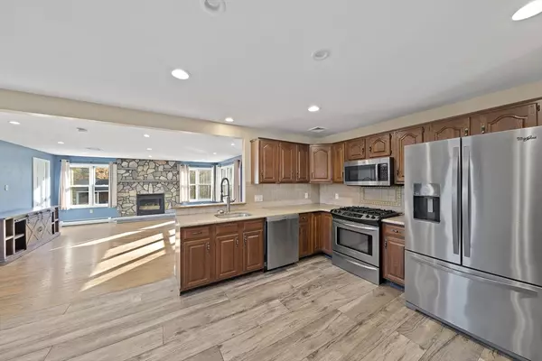 Avon, MA 02322,330 W Main St