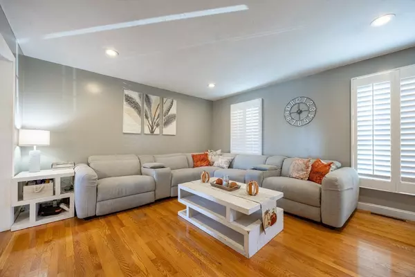 Taunton, MA 02780,195 Pratt #A