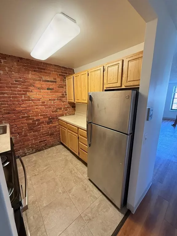 Boston, MA 02115,66 Westland Avenue #405