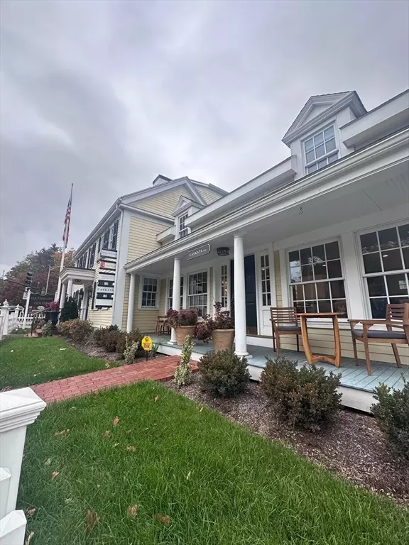 Wellesley, MA 02482,103 Central St #A