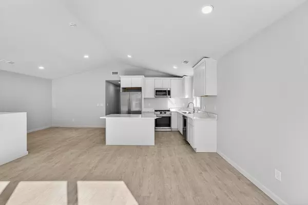 Providence, RI 02907,165 Rounds Ave