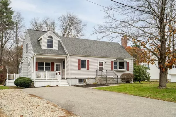 11 Violet Rd, Burlington, MA 01803