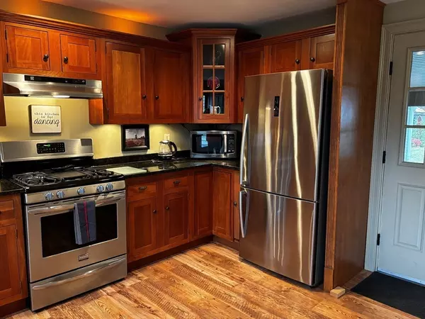 Pembroke, MA 02359,299 Center St