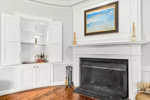 Natick, MA 01760,2 Phillips Pond Rd #2