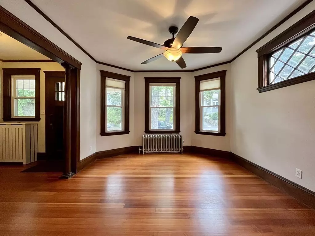 Arlington, MA 02474,32-34 Crescent Hill Ave #32