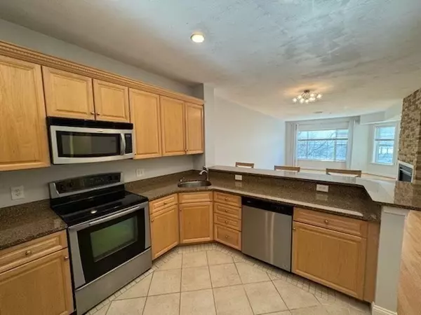 Woburn, MA 01801,295 Salem Street #66