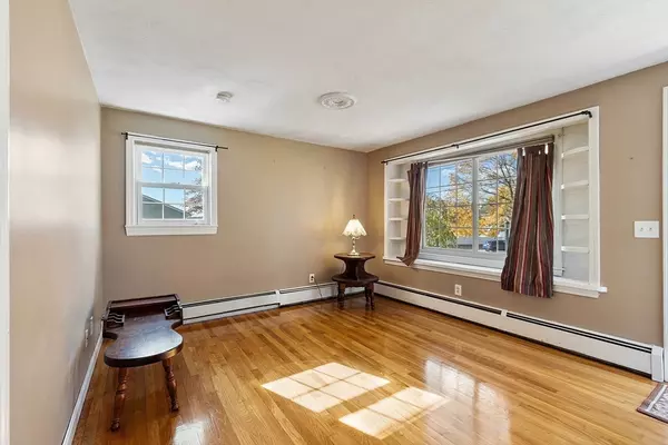 Millbury, MA 01527,3 May Street