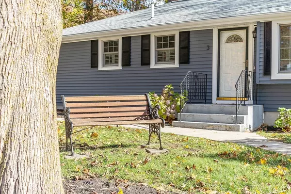 Millbury, MA 01527,3 May Street