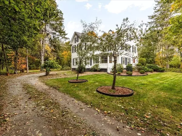 Foxboro, MA 02035,12 Spring Street