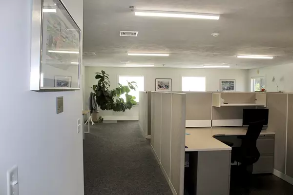 Plymouth, MA 02360,54 Holman Rd #Bldg D-2