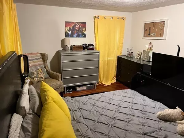 Bolton, MA 01740,601 Main St