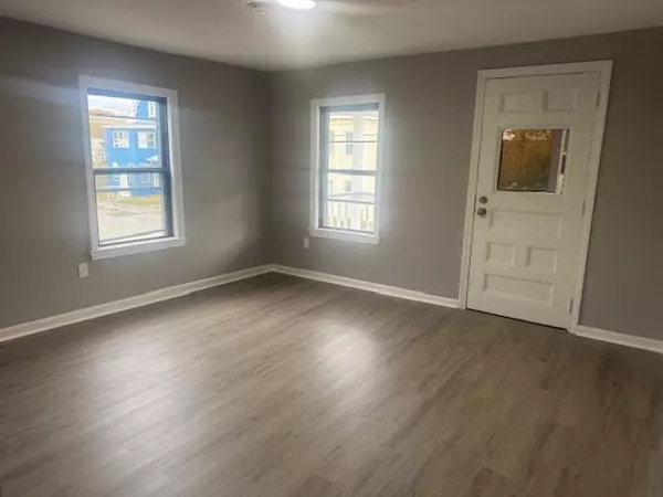 Fitchburg, MA 01420,19 Boutelle St