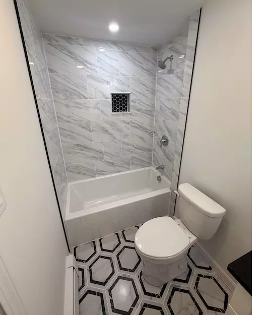 Andover, MA 01810,10 Colonial Drive #4B