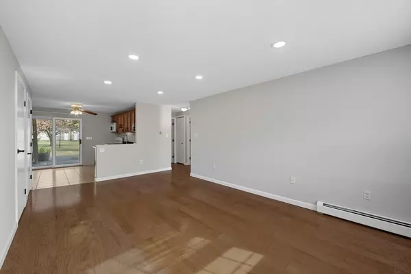 Andover, MA 01810,10 Washington Park Dr #10