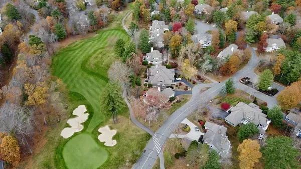 Ipswich, MA 01938,196 Country Club Way