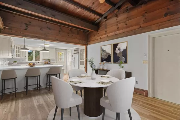 Groveland, MA 01834,285 Main St