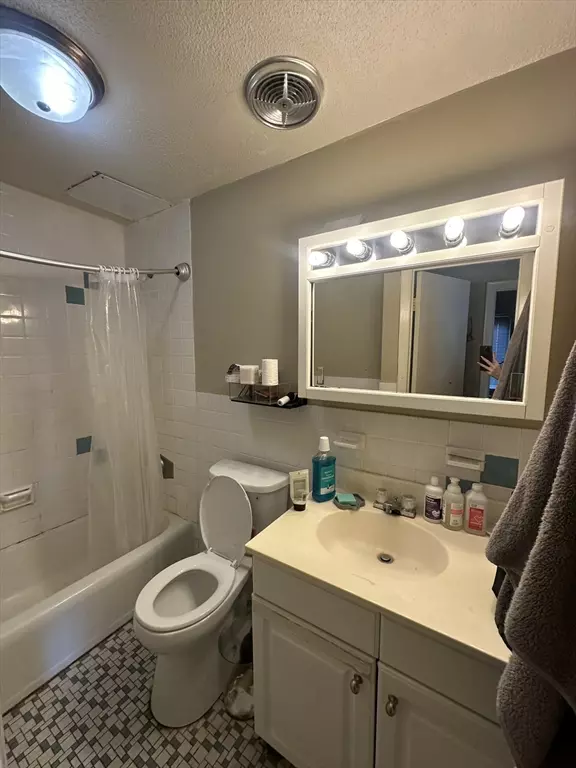 Cambridge, MA 02139,375 Harvard St. #20