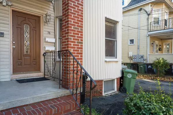 Watertown, MA 02472,76 Dexter Avenue #1