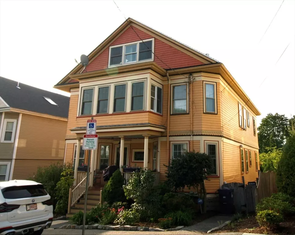 Boston, MA 02125,20 Grampian Way #1