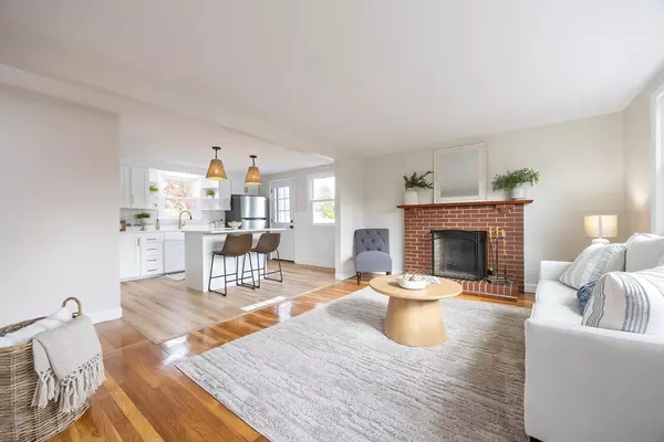 Taunton, MA 02780,55 Highland Ave