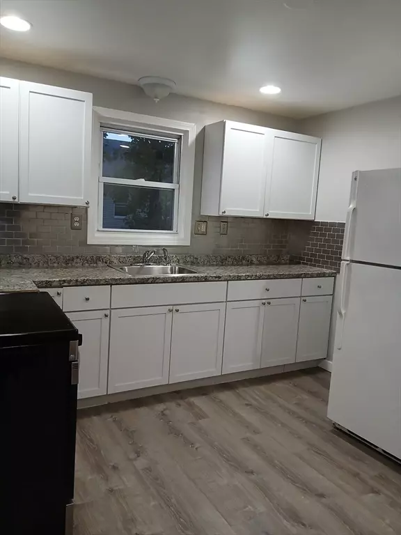 Fall River, MA 02723,104 Choate St #6