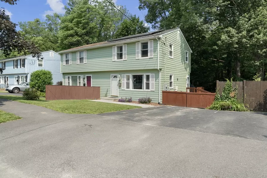 68 Crest Circle, Worcester, MA 01603