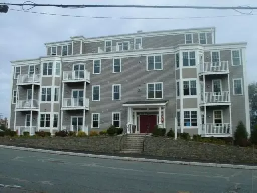 42 Church Street #16, Rockland, MA 02370