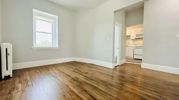 Chelsea, MA 02150,120 Washington Avenue #3