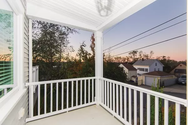 Fall River, MA 02720,29 Valentine