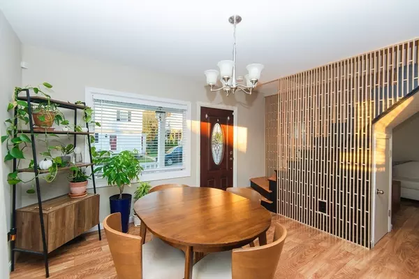 Fall River, MA 02720,29 Valentine Street