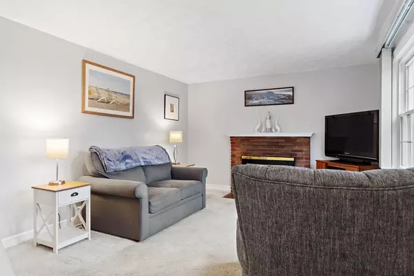 Franklin, MA 02038,214 Conlyn Ave