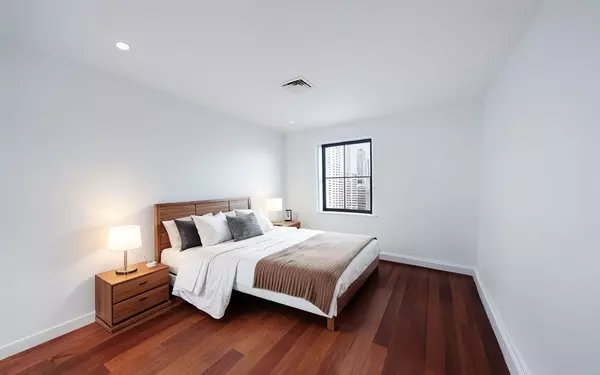 Boston, MA 02118,692 Tremont St #6