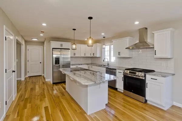 Ludlow, MA 01056,60 Loopley