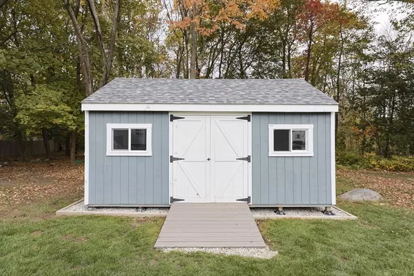 North Attleboro, MA 02760,37 James St