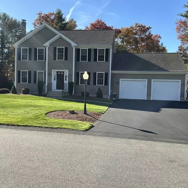 154 Appaloosa Way, Taunton, MA 02780