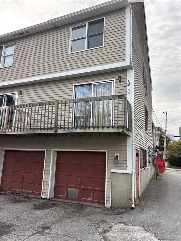 Lowell, MA 01851,86 Belmont Street #86