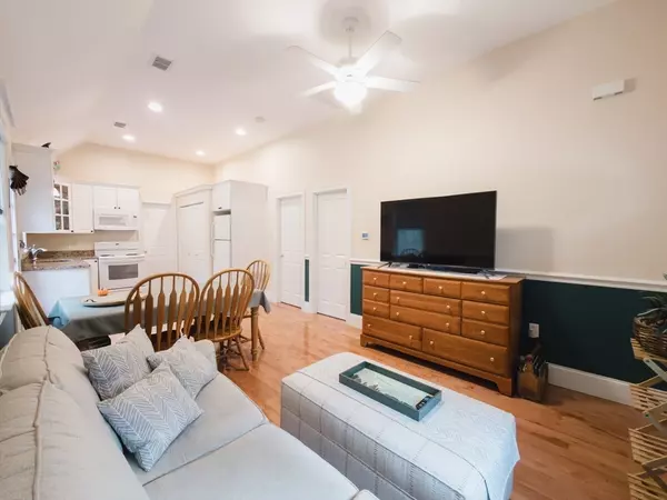 Sharon, MA 02067,111 E. Foxboro